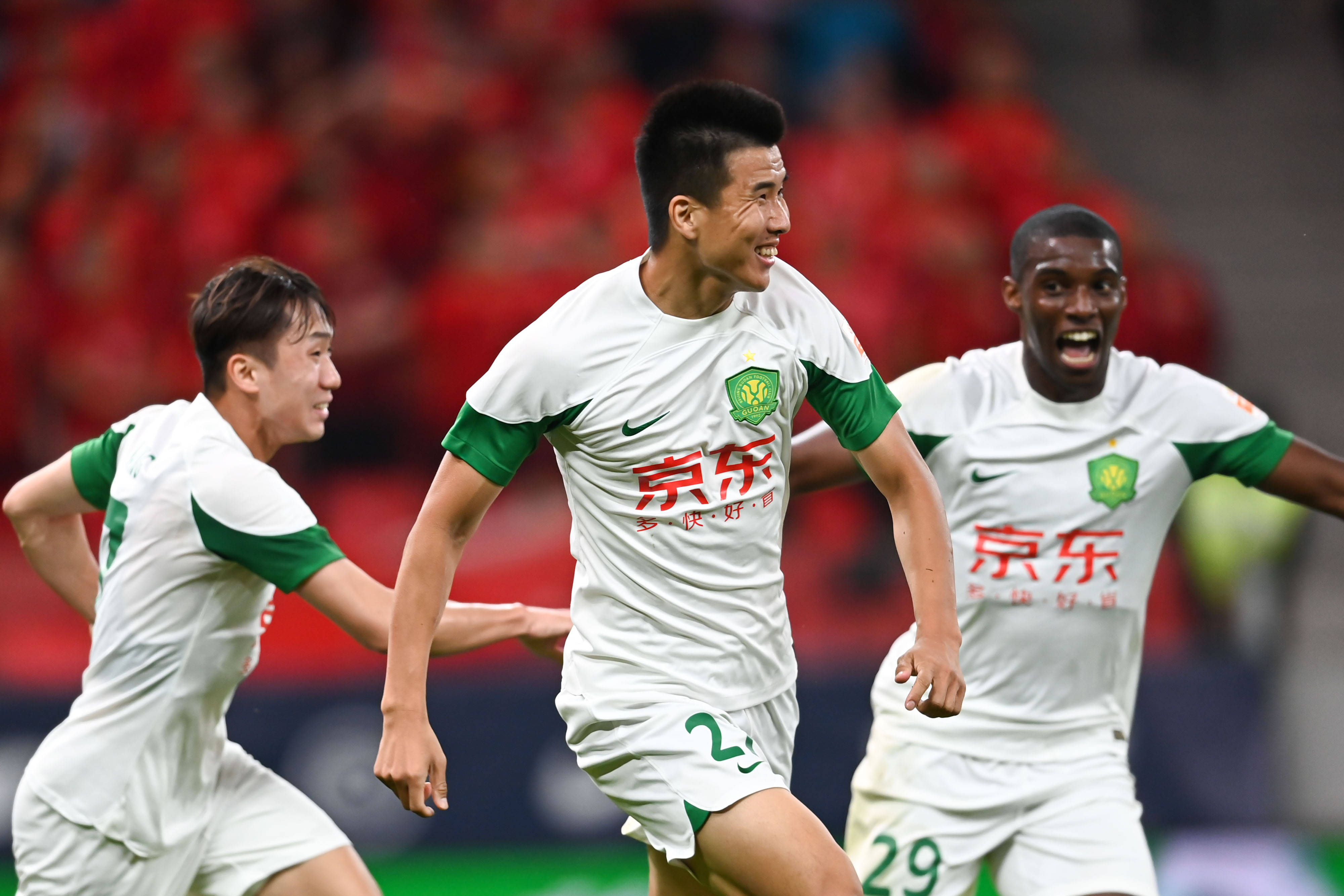 国安迎战上港！卡帅发布战术调整信号的简单介绍