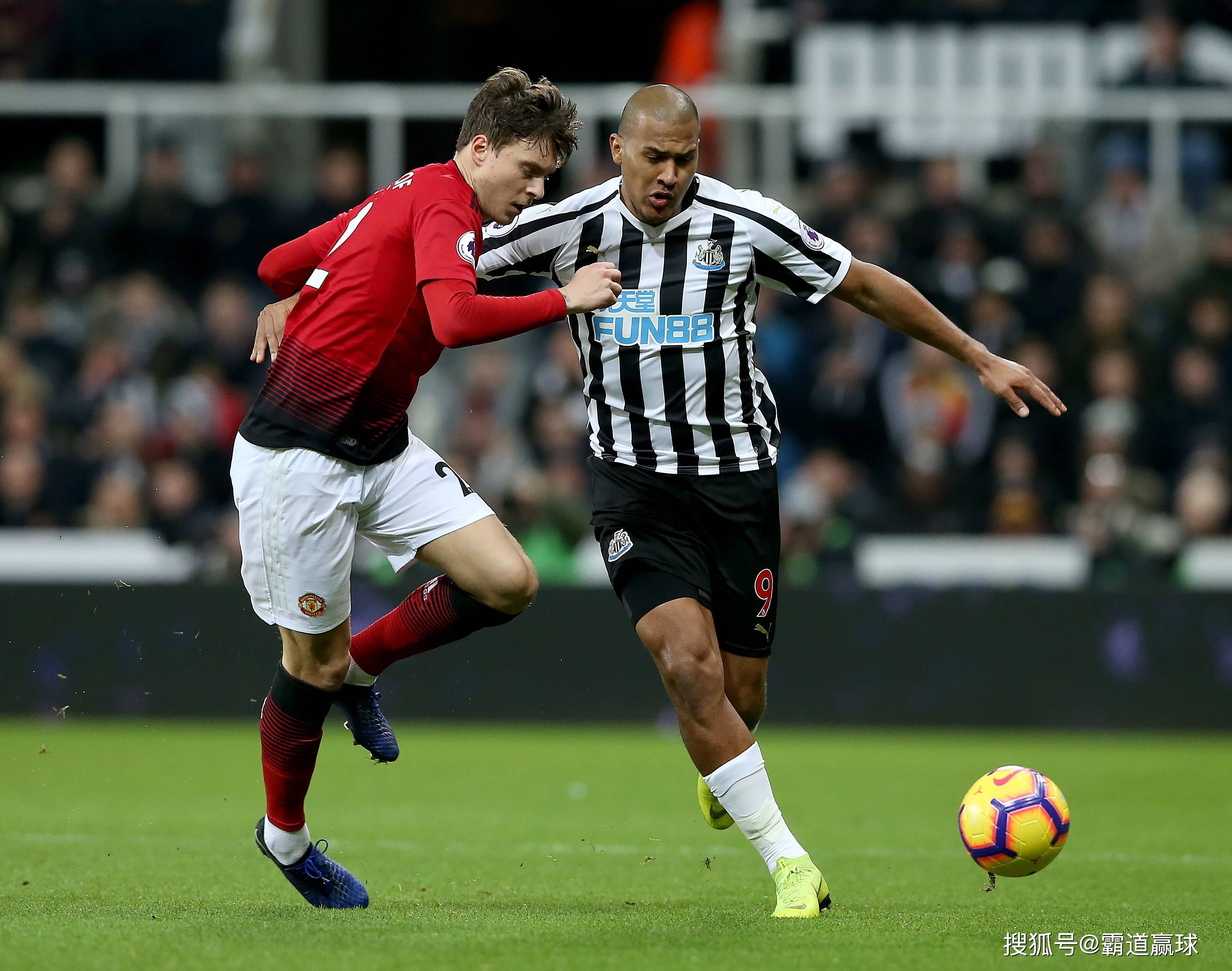 1xBit体育中国官网-曼联遭遇客场惊险逆转，抢分困难增加