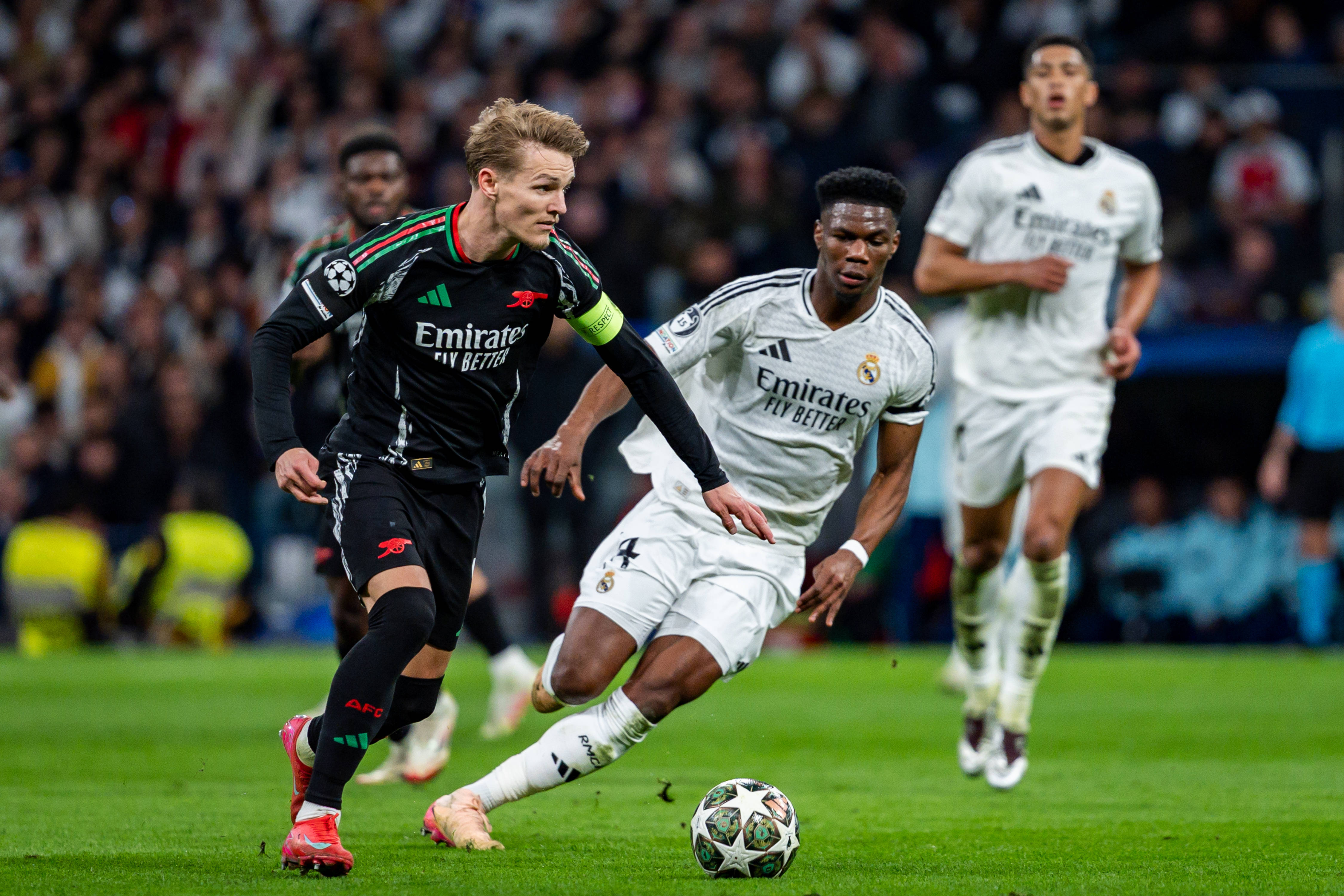 包含阿森纳主场输球，欧洲赛场或成唯一出路的词条