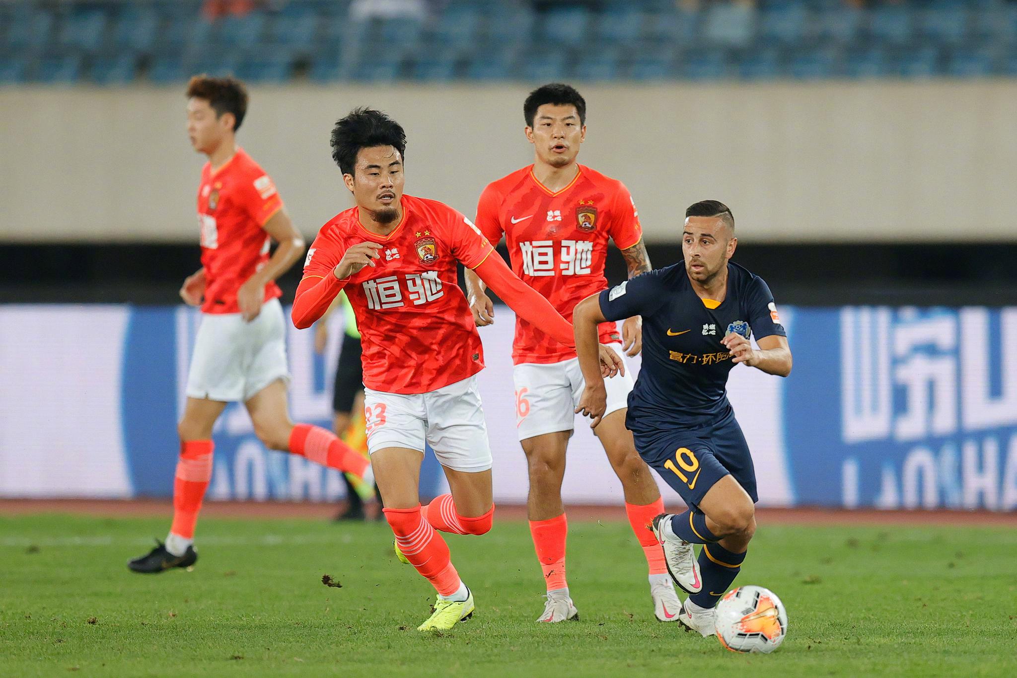 1xBit体育app下载地址-塞维利亚主场险胜南特，夺得积分榜前三的简单介绍