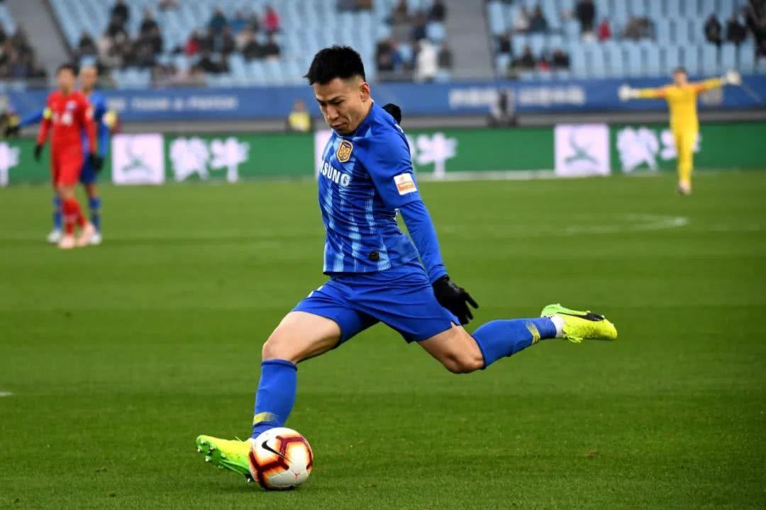 1xBit体育app-苏宁夺冠希望渺茫，球迷心灰意冷