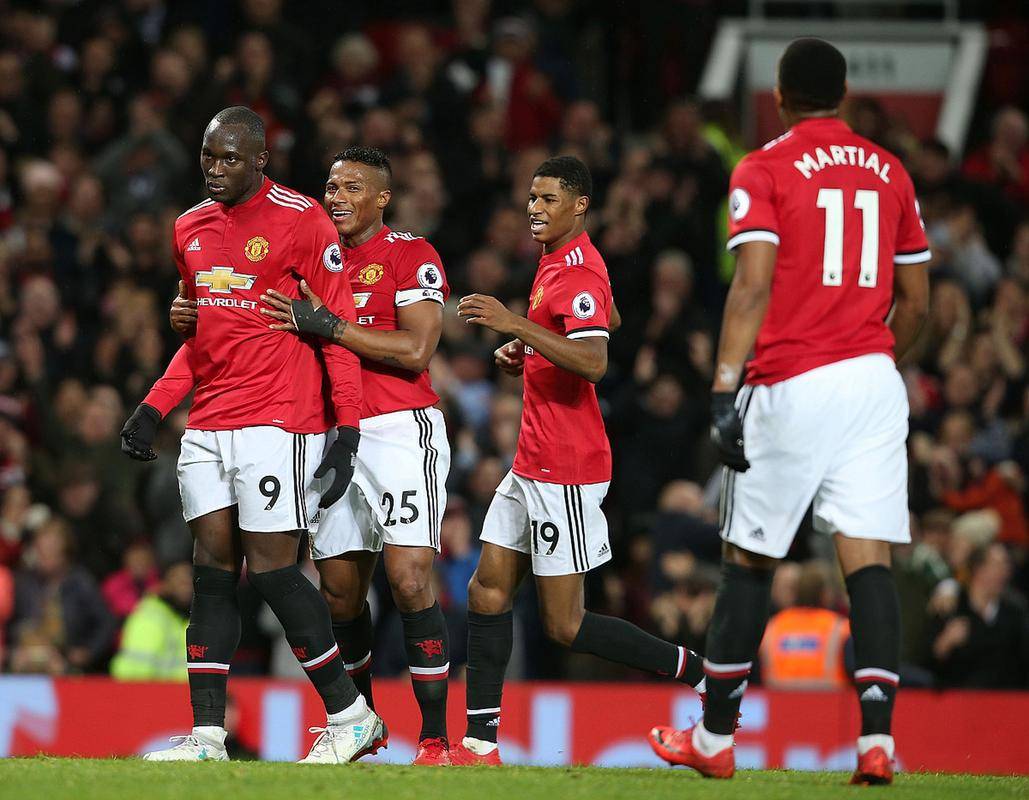 1xBit体育平台-曼联客场不敌沃特福德，阵容遭受批评