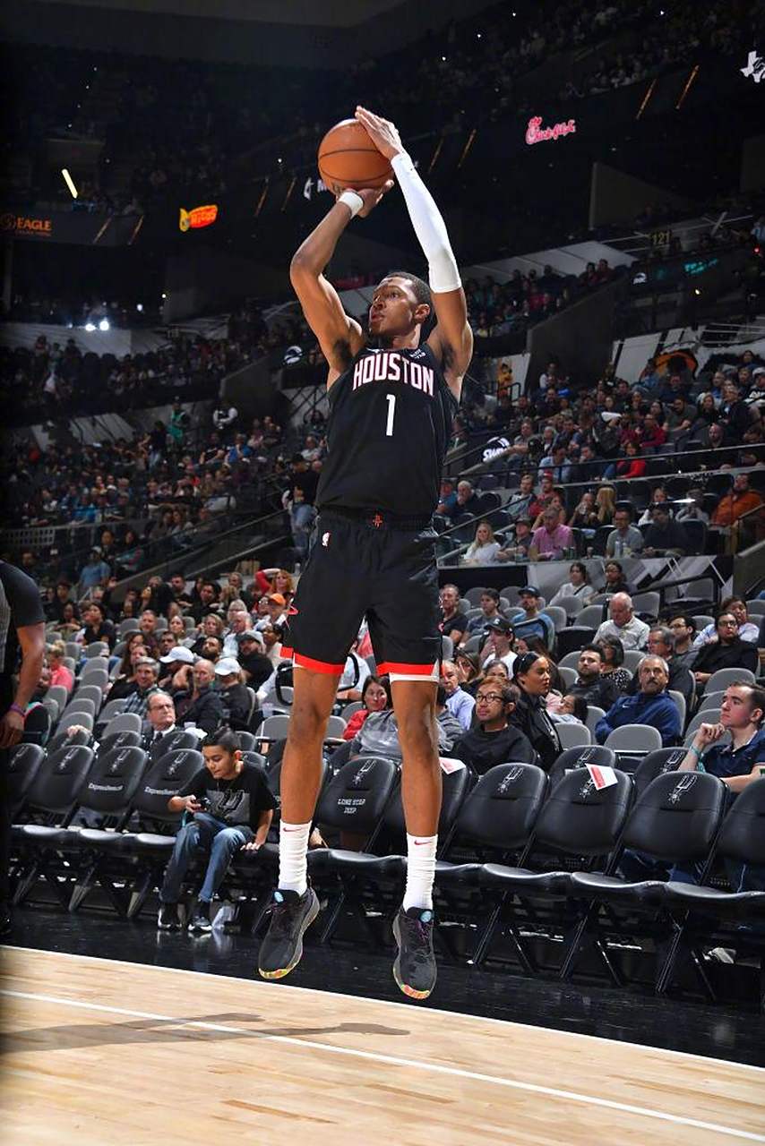 1xBit体育官方登录入口-火箭力克马刺，取得精彩胜利